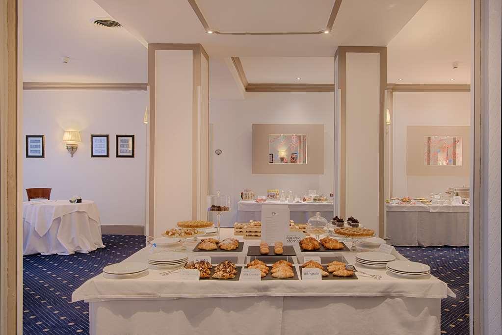 Nh Villa San Mauro Caltagirone Restaurant photo