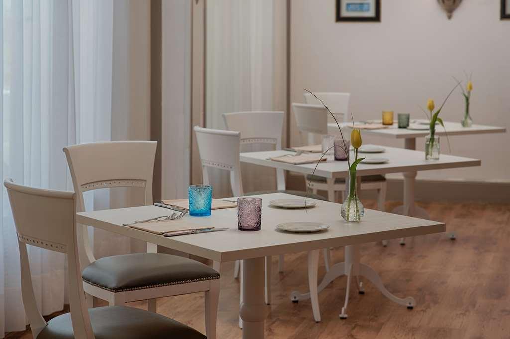 Nh Villa San Mauro Caltagirone Restaurant photo